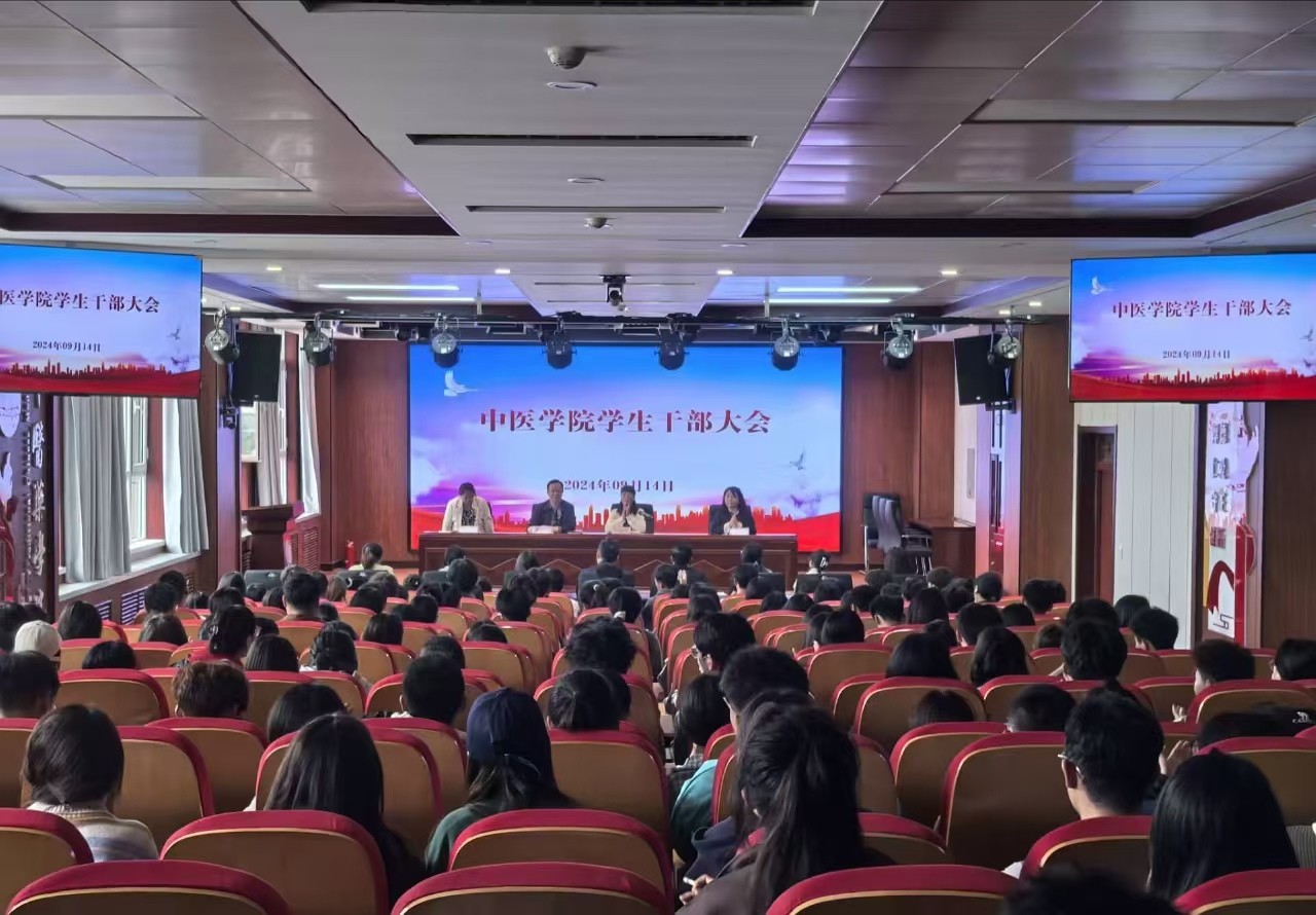 1726305231482002500.jpg f8115d5462f699ee731f6beb6f9aabe.jpg